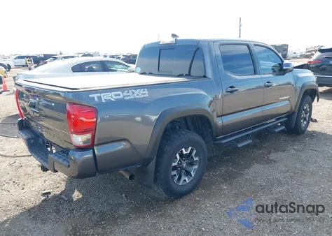 2017 Toyota Tacoma Trd Off Road z USA, uszkodzony, nr VIN 5TFCZ5AN3HX063073